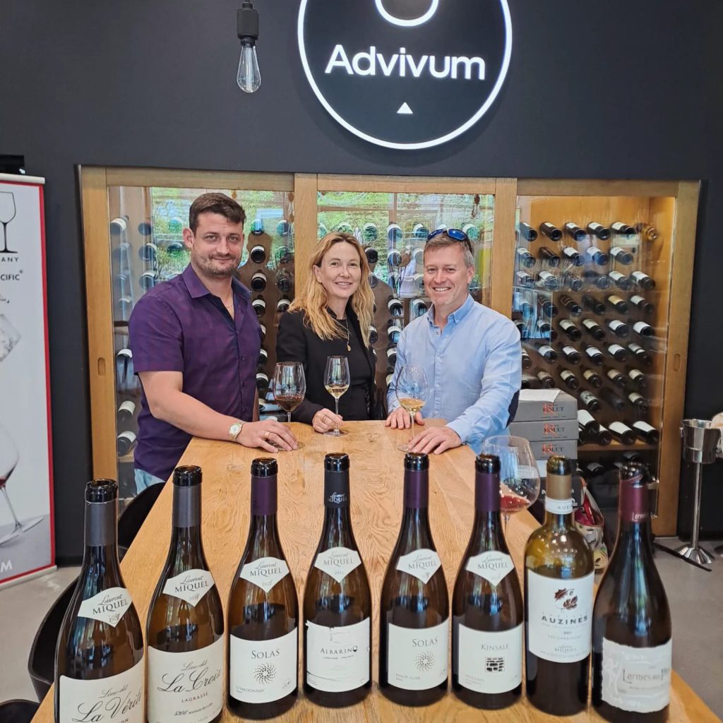 Slovanský dům: Hvězdné léto na grilu aneb letní party čtvrtky s Advivum Wine Bar & Glass Shop 